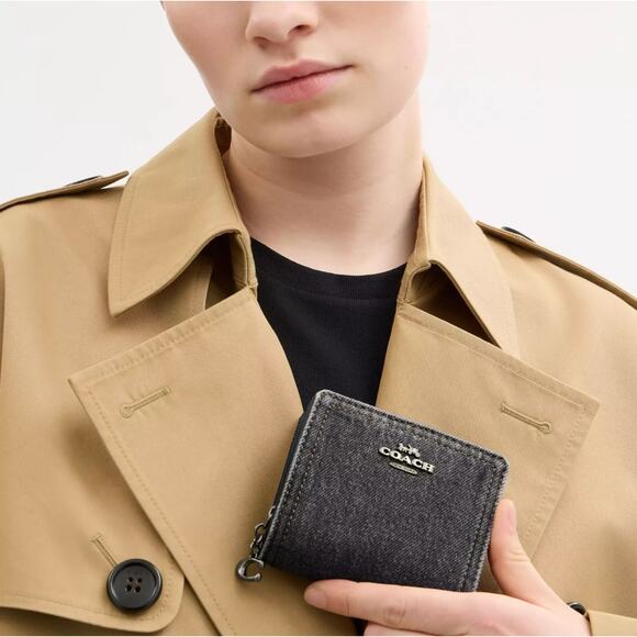 NWT Coach CAP07 Washed Grey Denim Snap Wallet - Picture 7 of 8